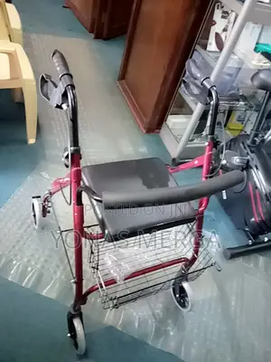 Walker and Seat Chair穿攻red Four-Wheel Rollator Walker With Padded Seat