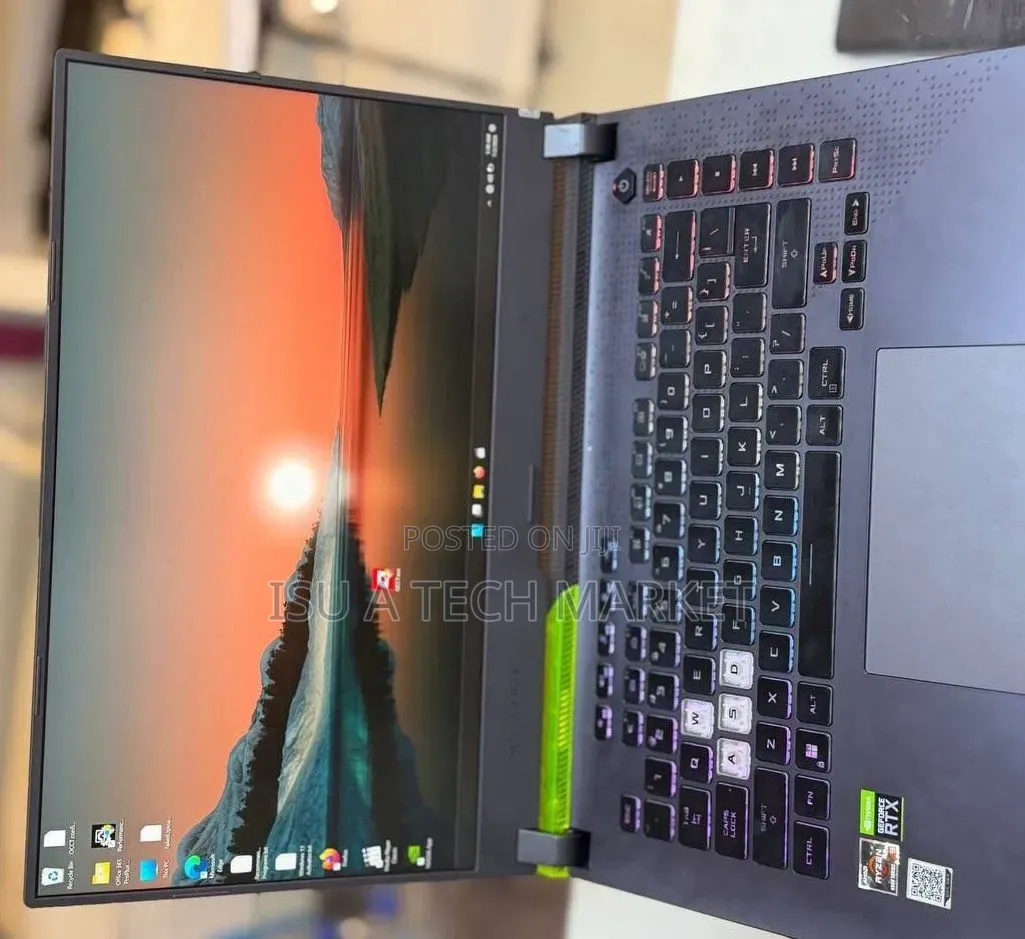 New Laptop Asus ROG Strix G15 16GB AMD Ryzen 9 SSD 512GB
