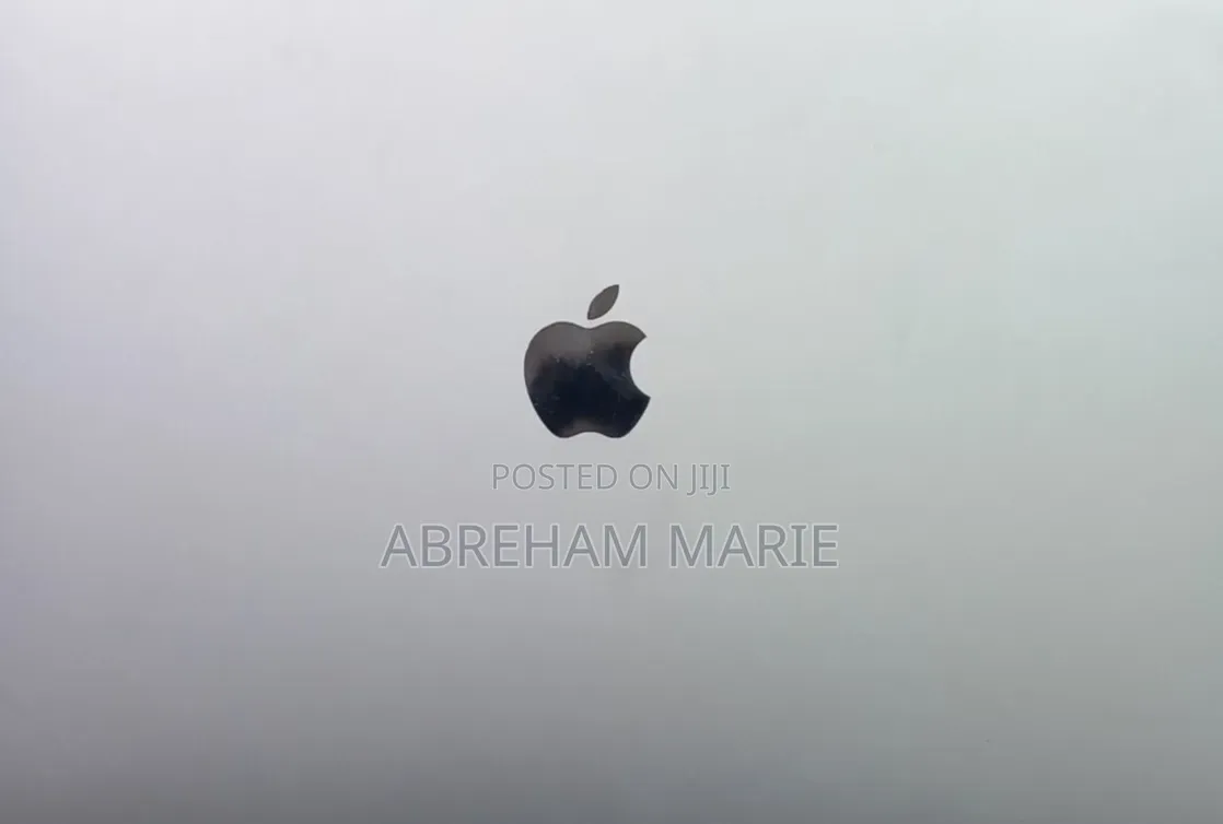 New Laptop Apple MacBook 2018 16GB Intel Core i7 SSD 256GB