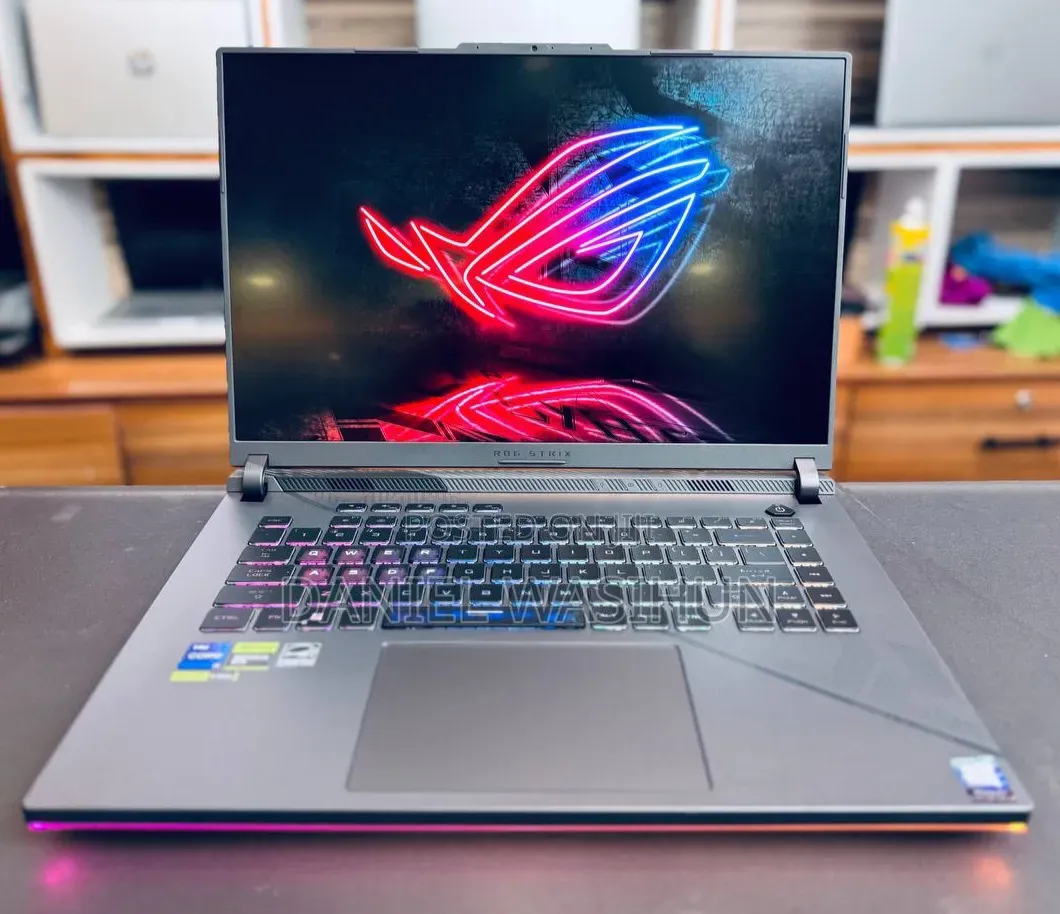 New Laptop Asus ROG Strix G16 G614 16GB Intel Core i9 SSD 1T