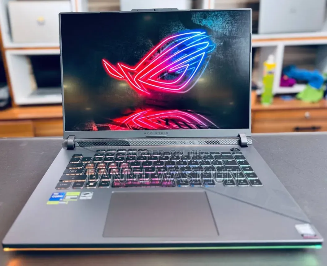 New Laptop Asus ROG Strix G16 G614 16GB Intel Core i9 SSD 1T