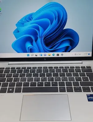 New Laptop HP EliteBook 830 G9 16GB Intel Core i5 SSD 512GB