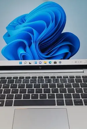 New Laptop HP EliteBook 830 G9 16GB Intel Core i5 SSD 512GB