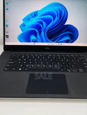 New Laptop Dell XPS 15 16GB Intel Core i7 SSD 512GB