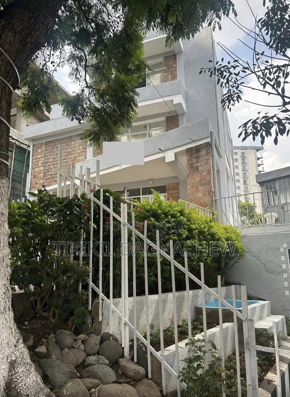 Furnished 20bdrm House in Kirkos for rent