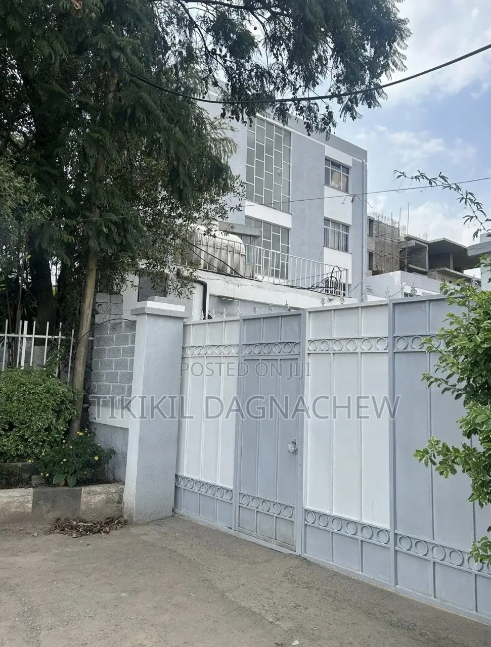 Furnished 20bdrm House in Kirkos for rent