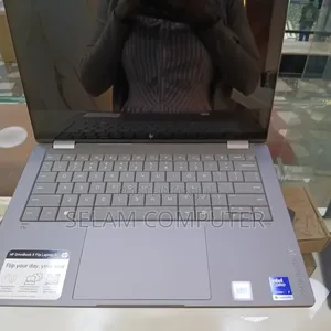 New Laptop HP OmniBook Ultra Flip 14" 16GB Intel Core Ultra 7 SSD 1T