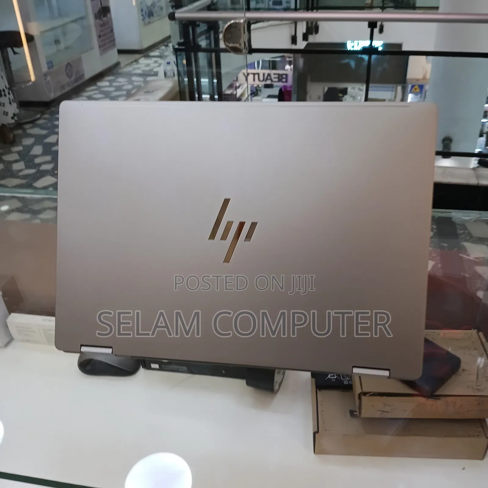 New Laptop HP OmniBook Ultra Flip 14" 16GB Intel Core Ultra 7 SSD 1T
