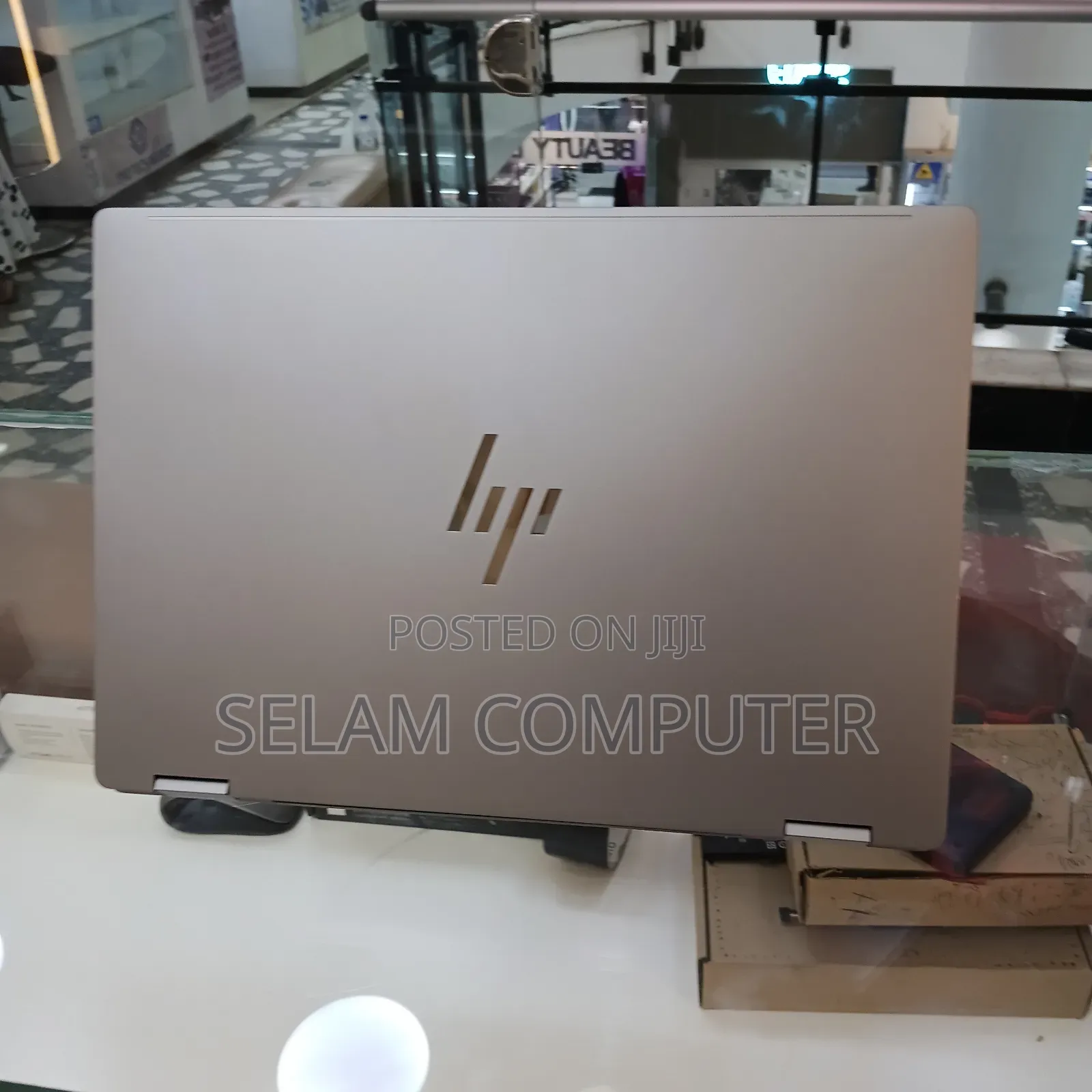 New Laptop HP OmniBook Ultra Flip 14" 16GB Intel Core Ultra 7 SSD 1T