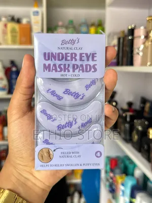 Betty's Natural Clay Under Eye Mask Pads