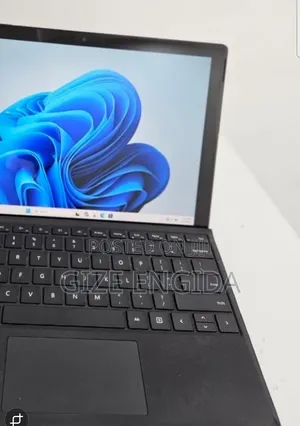 New Laptop Microsoft Surface Pro 16GB Intel Core i7 SSD 1T
