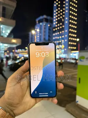 Apple iPhone XS 64 GB White
