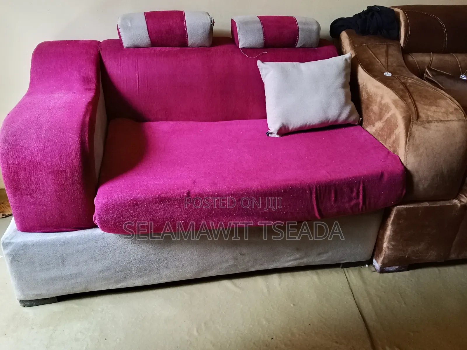 Arif L-Shep Sofa