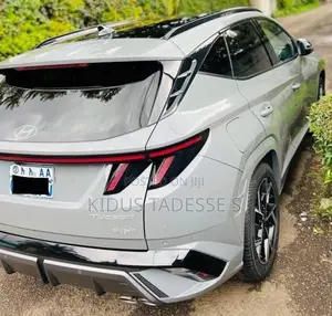 New Hyundai Tucson Limited AWD 2025 Gray