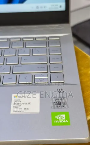 New Laptop HP Pavilion 14 8GB Intel Core i5 SSD 512GB