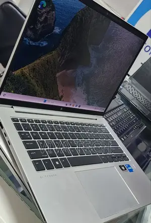 New Laptop HP EliteBook 840 G9 16GB Intel Core i5 SSD 512GB