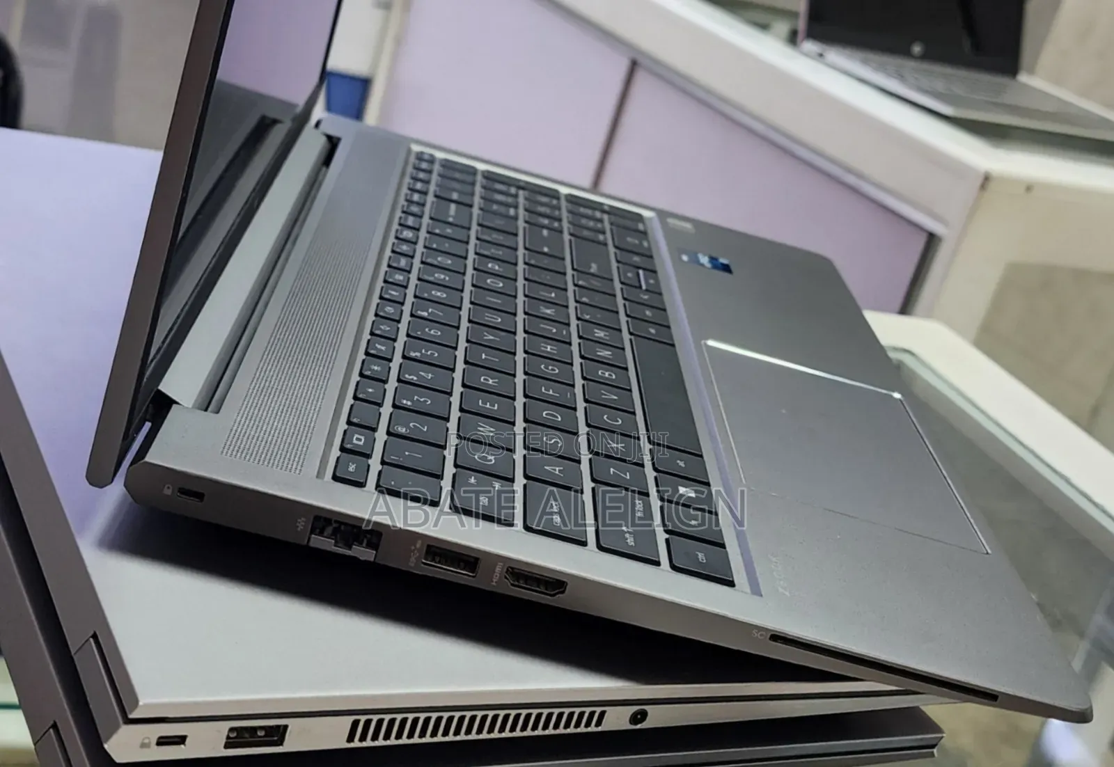 New Laptop HP ZBook Studio 32GB Intel Core i9 SSD 512GB