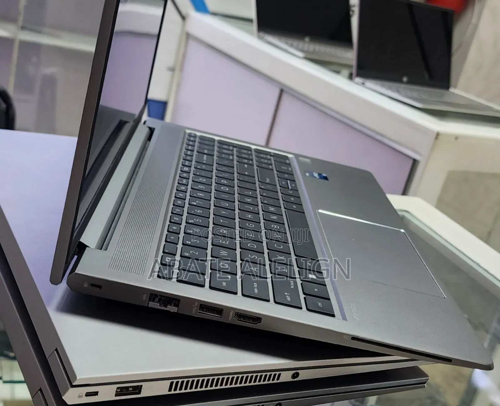 New Laptop HP ZBook Studio 32GB Intel Core i9 SSD 512GB