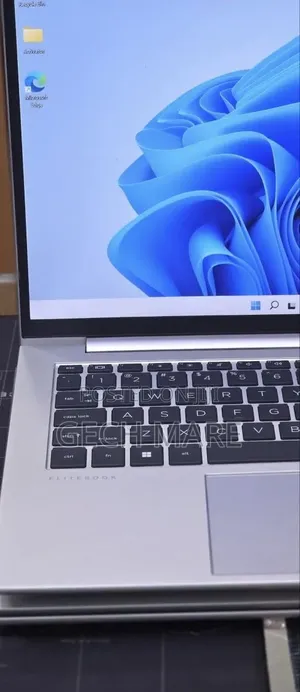 New Laptop HP EliteBook 840 G9 16GB Intel Core i7 SSD 512GB