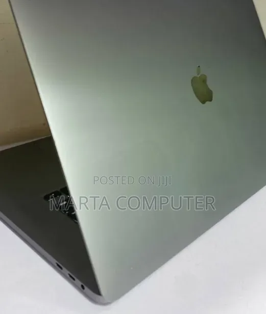 New Laptop Apple MacBook Pro 2019 16GB Intel Core i9 SSD 1T
