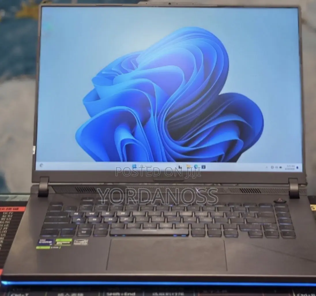 New Laptop Asus ROG Strix G16 G614 16GB Intel Core i9 SSHD (Hybrid) 1T