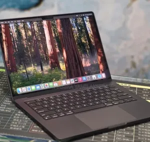 New Laptop Apple MacBook Air 2025 M4 16GB Apple M4 SSD 512GB
