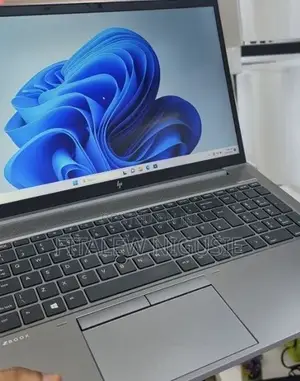 New Laptop HP ZBook Power G7 16GB Intel Core i7 SSD 512GB