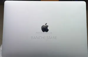 New Laptop Apple MacBook Pro 2018 16GB Intel Core i7 SSD 256GB