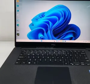 New Laptop Dell XPS 15 16GB Intel Core i7 SSD 512GB