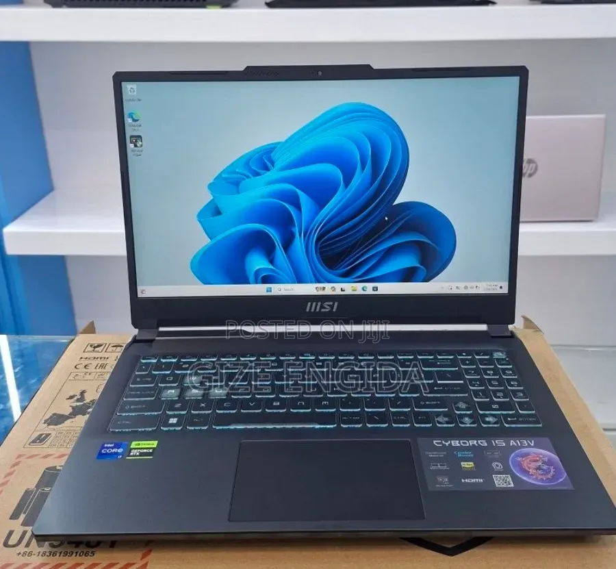 New Laptop MSI Cyborg 15 16GB Intel Core i7 SSD 1T