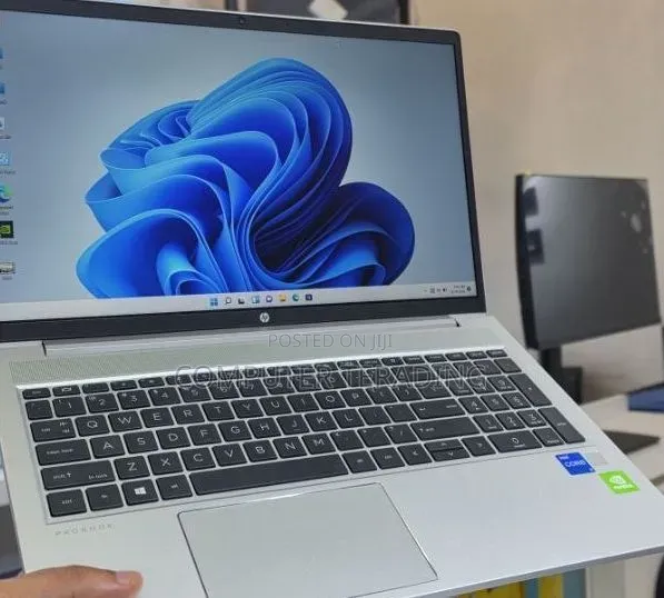 New Laptop HP ProBook 450 G8 16GB Intel Core i7 SSD 512GB