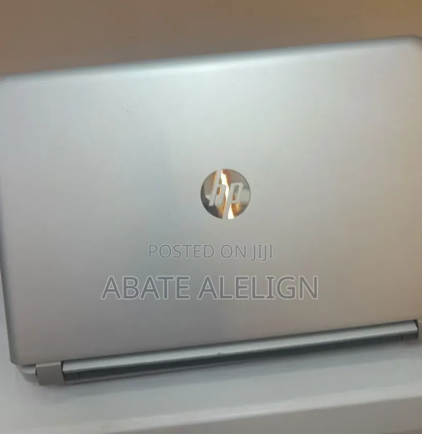 New Laptop HP Pavilion 15 8GB Intel Core i5 HDD 1T