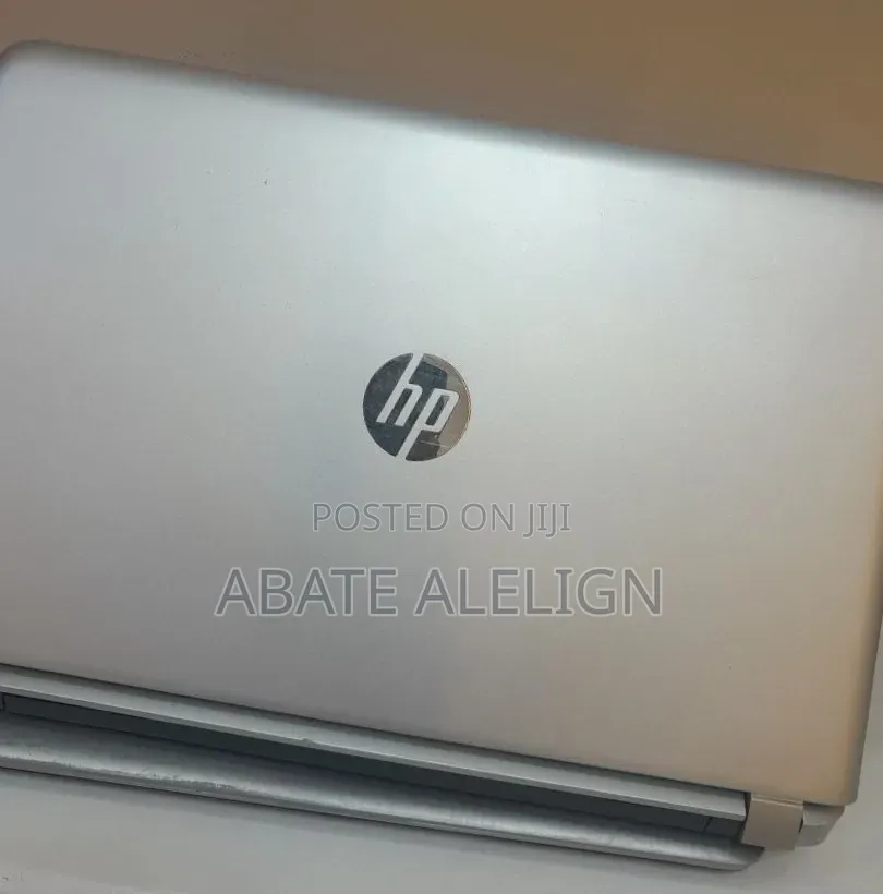 New Laptop HP Pavilion 15 8GB Intel Core i5 HDD 1T