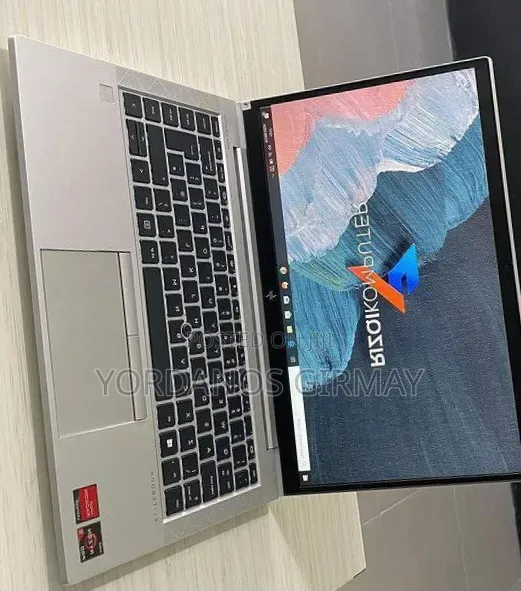 New Laptop HP EliteBook 840 16GB AMD Ryzen 5 SSD 512GB