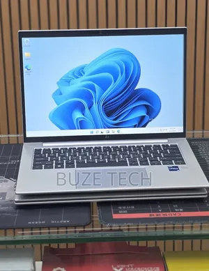 New Laptop HP EliteBook 840 G10 16GB Intel Core i7 SSD 512GB