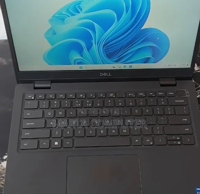 New Laptop Dell Latitude 3420 16GB Intel Core i7 SSD 512GB