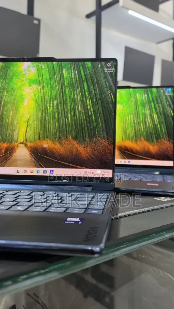 New Laptop Lenovo ThinkPad Yoga 32GB Intel Core Ultra 7 SSD 1T