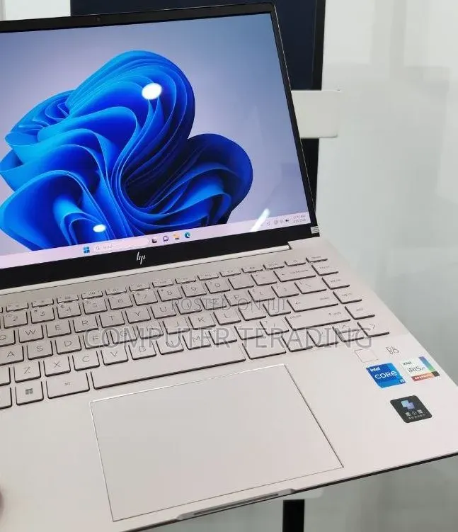 New Laptop HP Pavilion 14 16GB Intel Core i5 SSD 1T