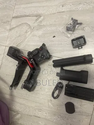 DJI RS 4, Gimbal Stabilizer