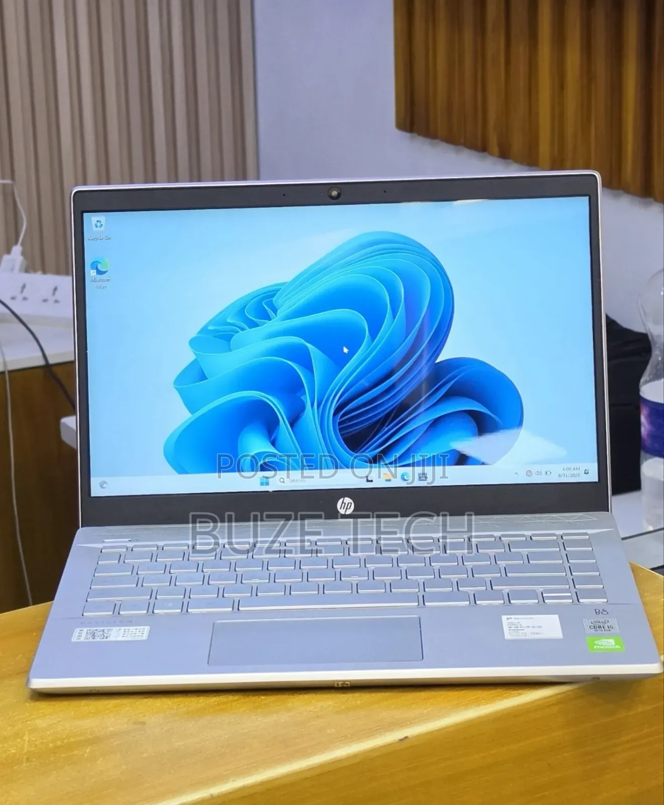 New Laptop HP Pavilion 14 8GB Intel Core i5 SSD 512GB