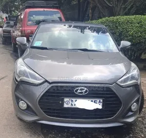 Hyundai Veloster 2013