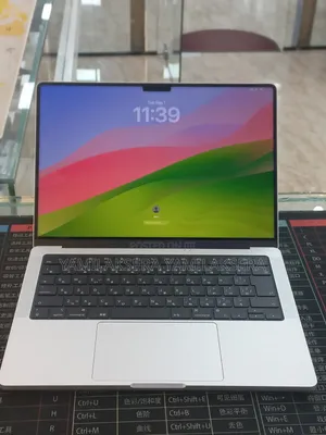 New Laptop Apple MacBook Pro 2024 M4 16GB Apple M4 SSD 512GB