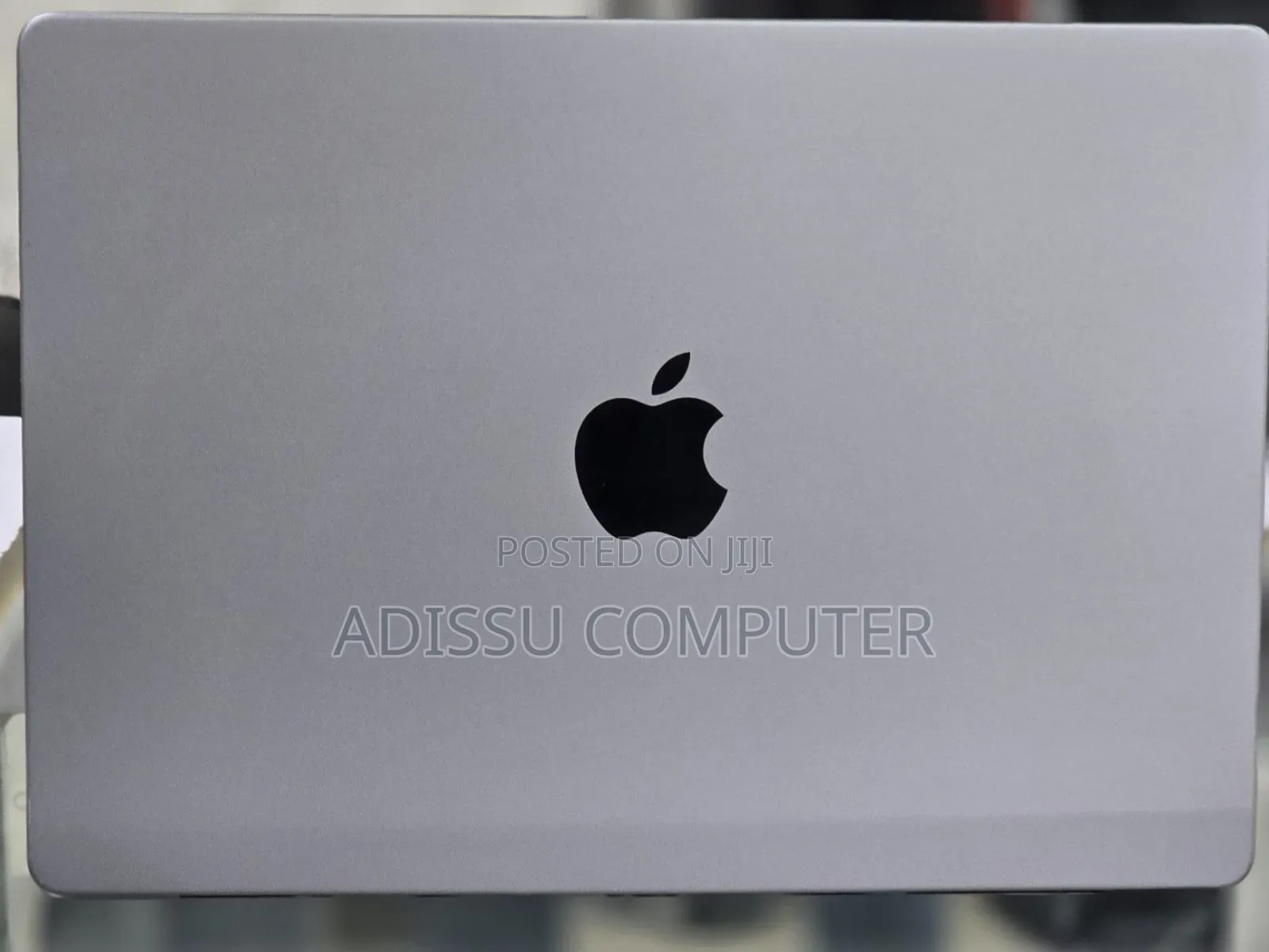 New Laptop Apple MacBook Pro 2021 M1 16GB Apple M1 Pro SSD 512GB
