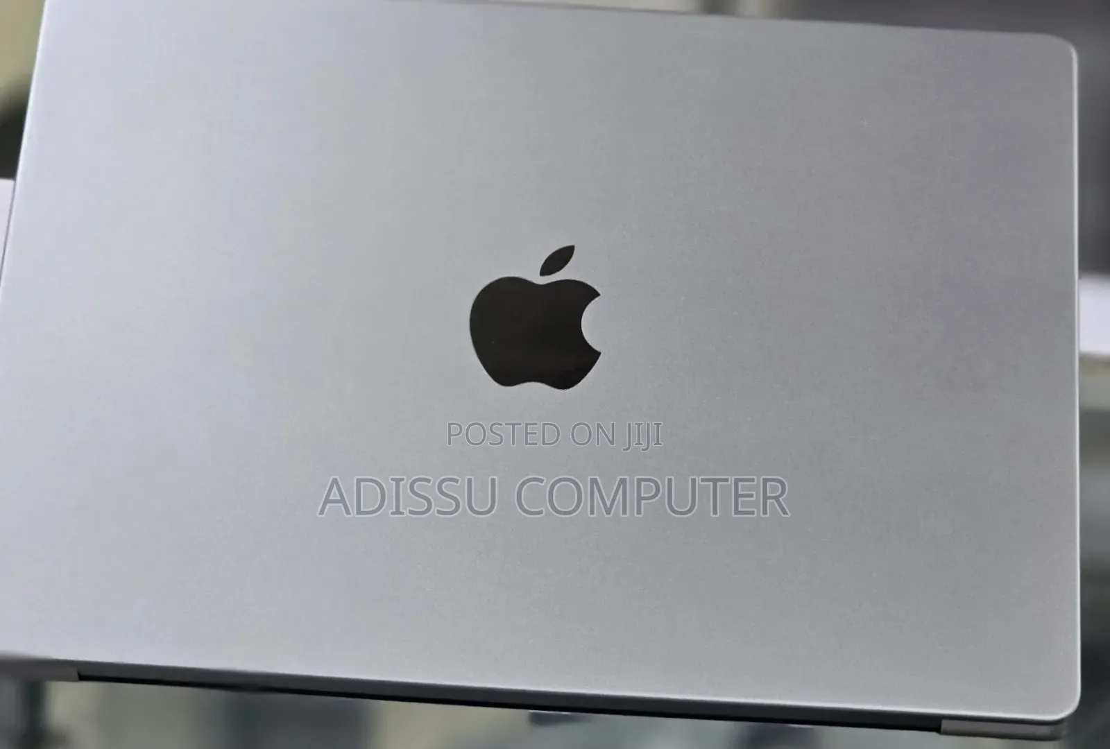 New Laptop Apple MacBook Pro 2021 M1 16GB Apple M1 Pro SSD 512GB