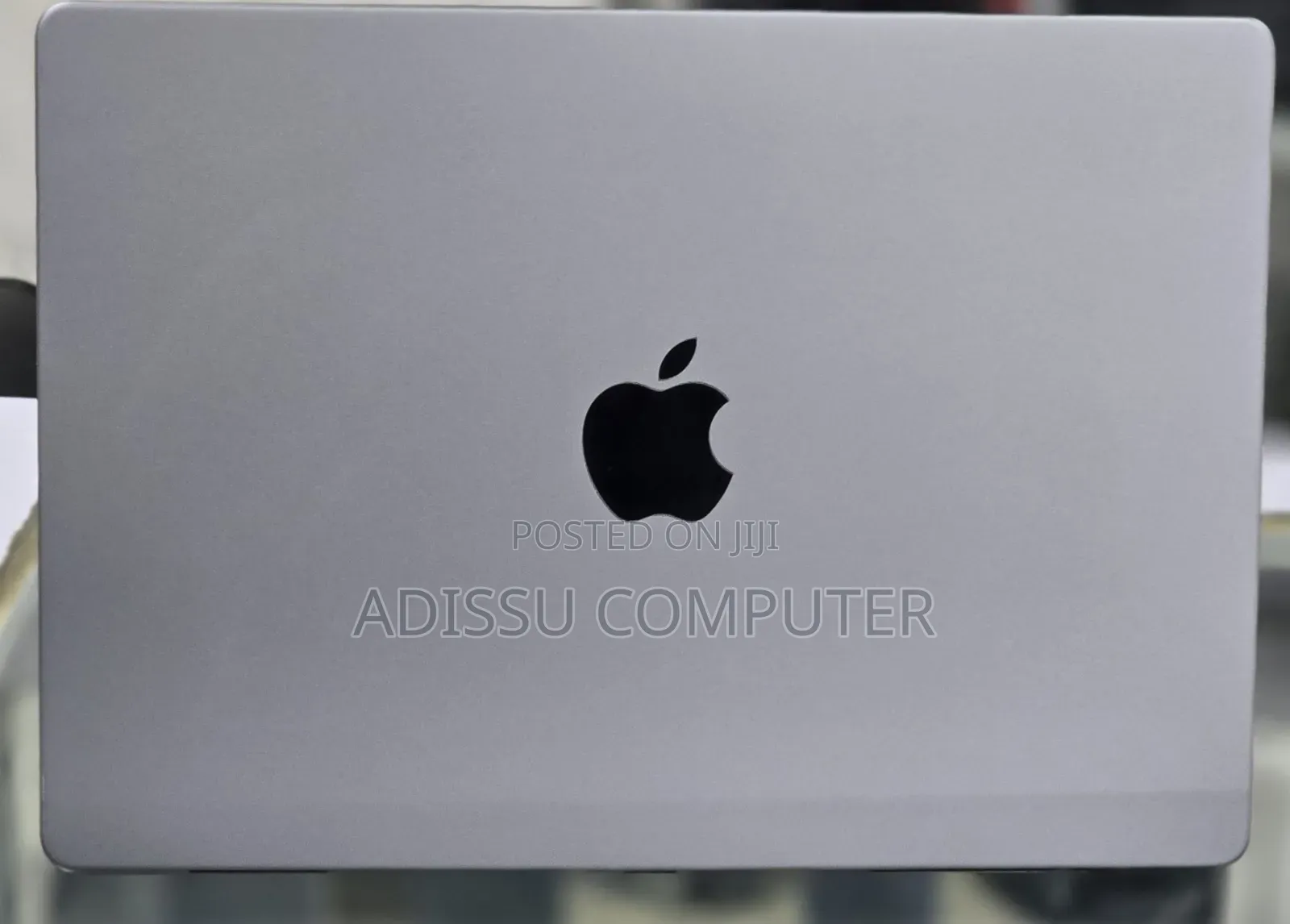 New Laptop Apple MacBook Pro 2021 M1 16GB Apple M1 Pro SSD 512GB