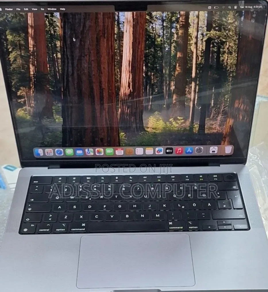 New Laptop Apple MacBook Pro 2021 M1 32GB Apple M1 Pro SSD 1T
