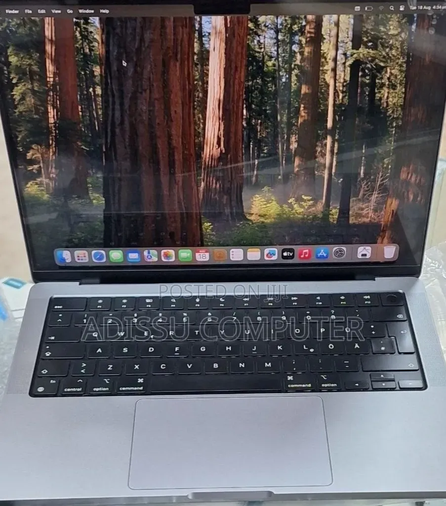 New Laptop Apple MacBook Pro 2021 M1 32GB Apple M1 Pro SSD 1T