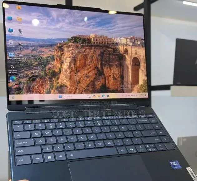 New Laptop Lenovo Yoga 9 16GB Intel Core Ultra 7 SSD 1T