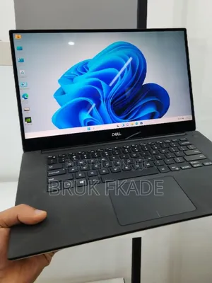 New Laptop Dell XPS 15 16GB Intel Core i7 SSD 512GB