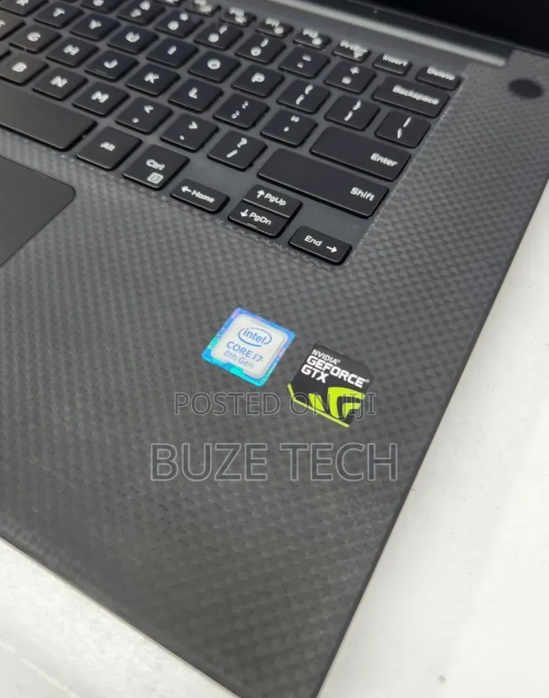 New Laptop Dell 16GB Intel Core i7 SSD 512GB